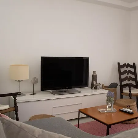 Catolics 25 Apartment *